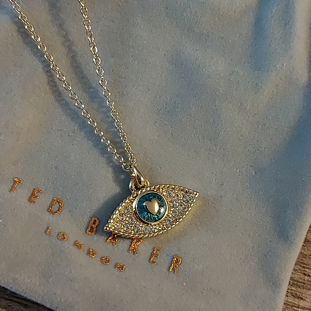 Necklace - Picture 3 of 9